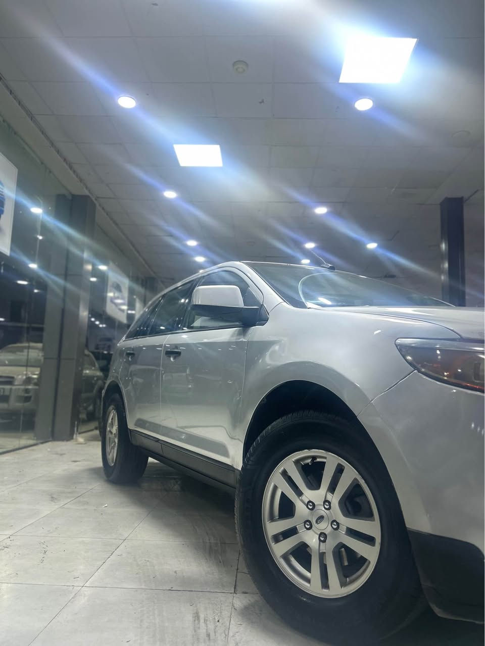 ‏Ford edge 
‏‎-شةش پستون V6
-رةنگ سلفر
ئەکسل Auto 
موديل 2011
شاشە گةورة 
شاشە android 
تبريد ئیش دەکات
‏‎-تەبرید مەرکەزی
گیر تۆماتیک 
-كاميرا
باقی هەمووی بەشەرت. 
2پارچەی هەیە بێ ژۆرێ پێش و پشت کەپسە قنجیشی نیە 
-چوار تایەی تازەی لەسەرن.
‏‎نرخی:  82 $وەرەقە و کەمێک معامەلەی تێدایە و ١٠ وەرەقە غەرامەی لەسەرە لە سعری دێتە خوارێ واتا 72 وەرەقە صافي 
-شوين/ هةولير
رقم موبايل ☎️ ]
 ***********
*********** أربيل, العراق
