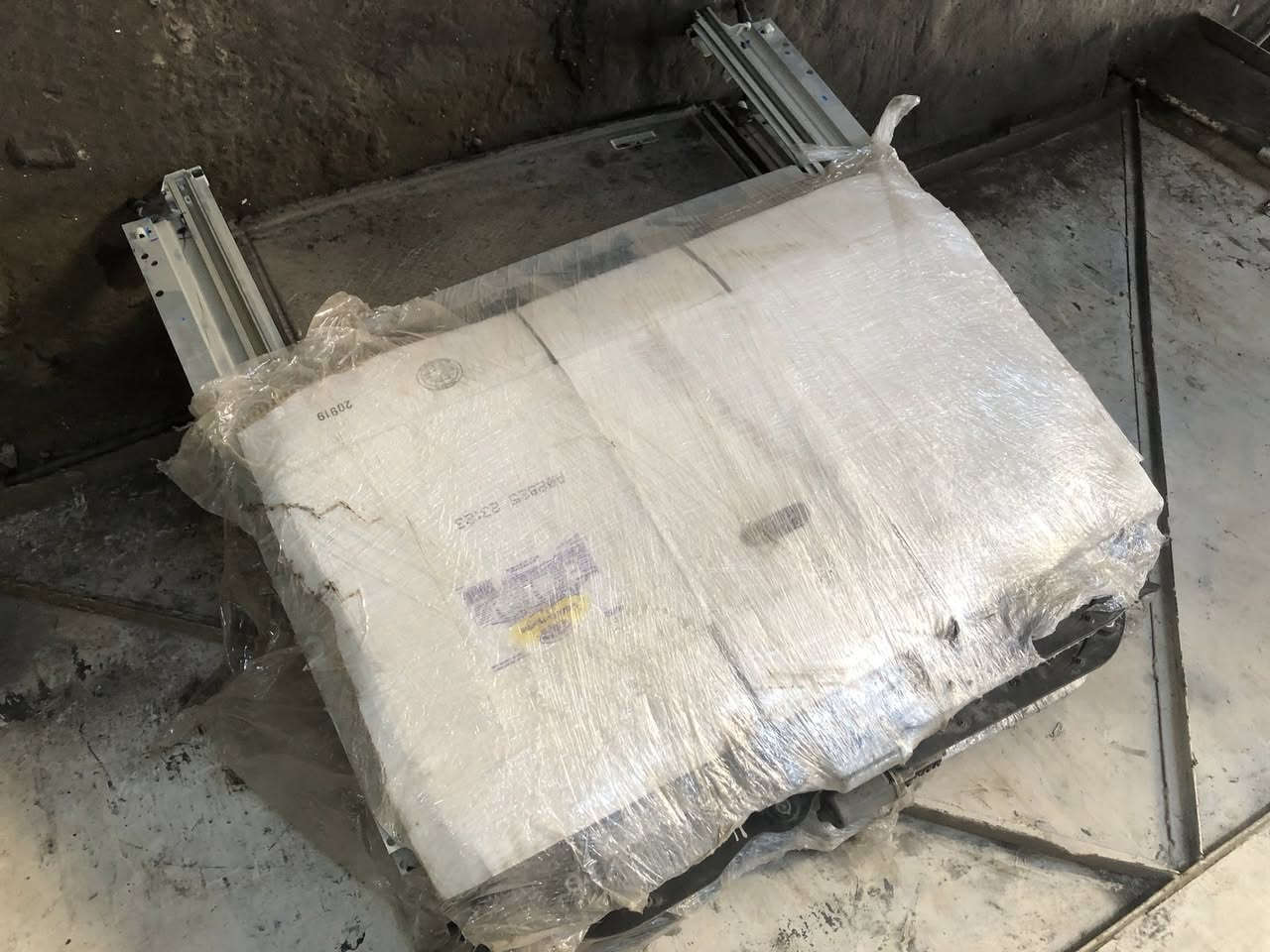 يتوفر سلايت  جيب +سلايت دورنكو جميع الموديلات 
***********
يتوفر توصيل لكل انحاء العراق
