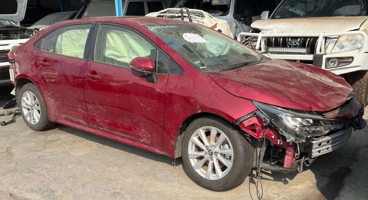 السلام عليكم كورلا موديل 2024 بانزين وارد ياباني مصلح واصل الى الميناء سعرها 105 بعد 15 يوم توصل
***********
