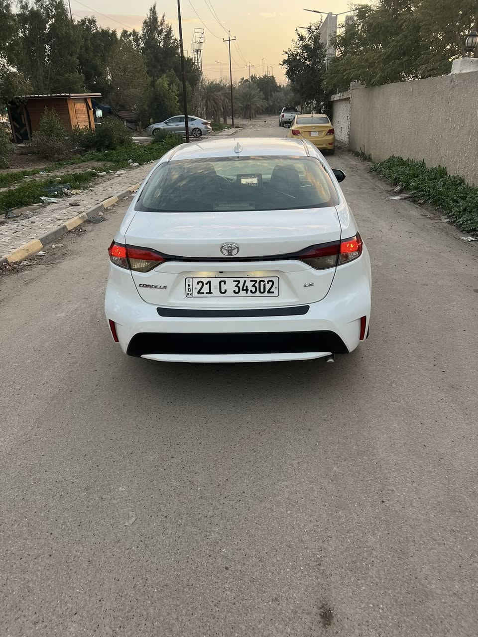 السلام عليكم
من رخصة الادمن

كورلا 2020 

وارد أمريكي حادثه موضح بالصور والسونار بدون ايرباك

مكينة وكير ممفتوحة مكينة 1800

ماشية 97

السيارة رادار

اوتو هولد هند بريك كهرباء

مانع انزلاق

السيارة هزة جديدة وسنوية جديدة 

مكاني بغداد الجادرية

***********
