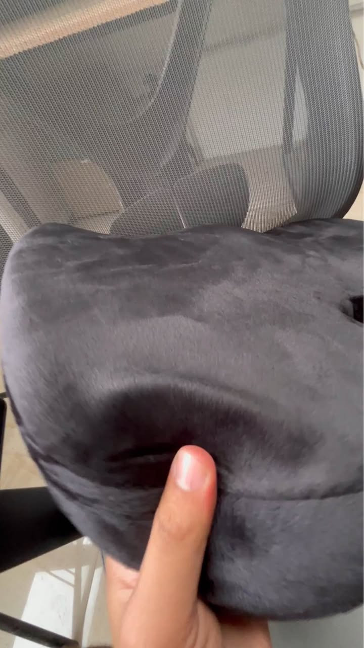 قعدتك طويلة على كرسي المكتب أو بالسيارة وتعبت من آلام الظهر؟ 🚗💼

وسادة المقعد الطبية الميموري فوم مع جل التبريد هي الحل الأمثل! 🔥

تصميم هندسي على شكل U يرفع الضغط عن عظمة العصعص تماماً 🦾

مدمجة بجل طبي مبرد يمنع الحرارة والتعرق حتى مع الجلوس الطويل ✨

قاعدة مانعة للانزلاق تضمن ثباتها وغطاء مخملي فخم قابل للغسل ✨

خيارك الأول لراحة عمودك الفقري وزيادة تركيزك بدون أي إرهاق 💎🌬️

اطلبها الحين وودع آلام الجلوس واستمتع براحة لا توصف 👇 بغداد, العراق


**إذا كنت صاحب هذا الإعلان وتريد حذفه لأي سبب، رجاءا أرسل رسالة إلى الدعم الفني**