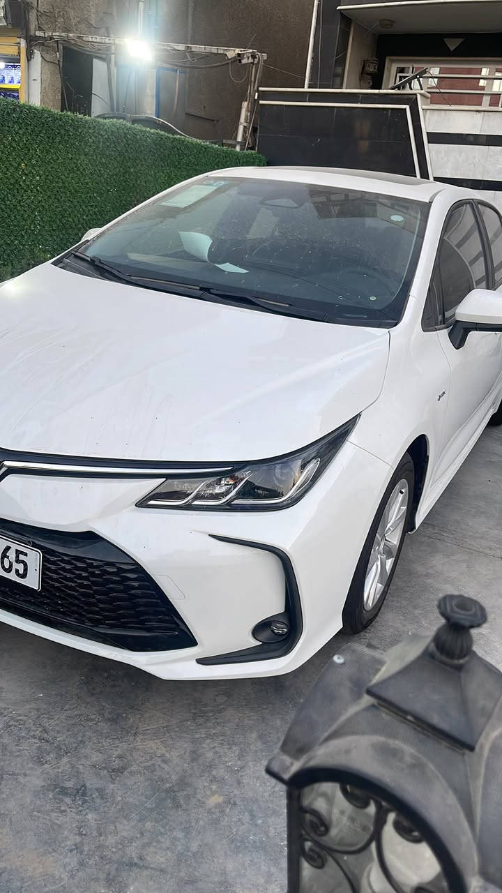 لبيع
موديل 2025
ماشية 8 الف 
لسعر 23 مليون 500 لف
***********
