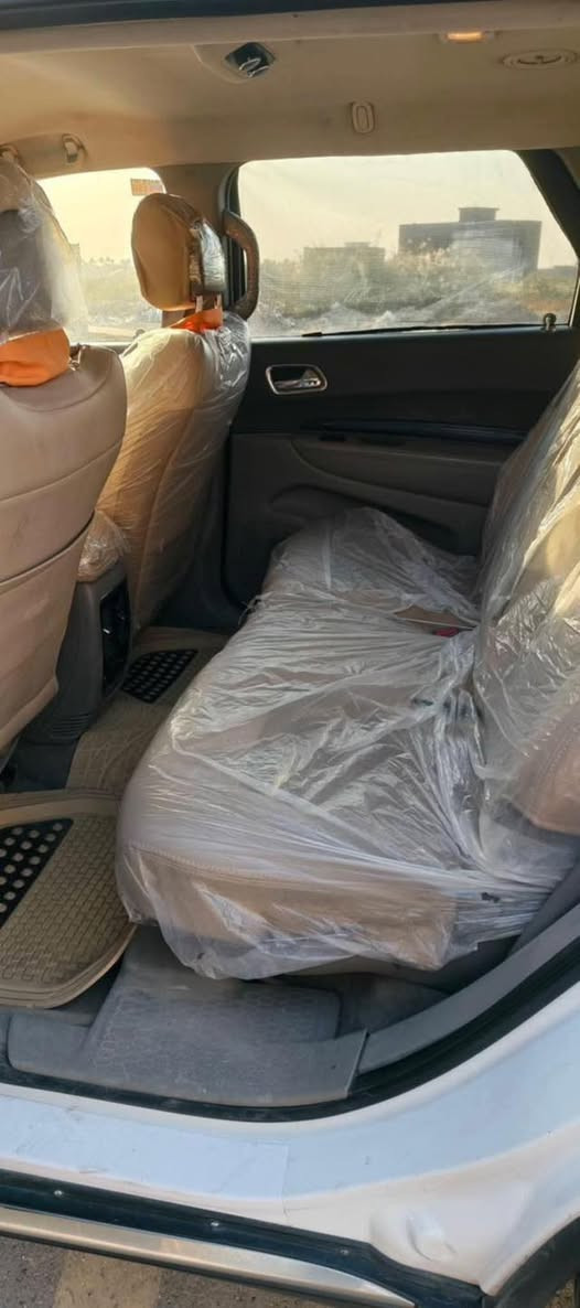 السلام عليكم دورنكو للبيع موديل 13 جاهزه بدون نقص✅
مكينه 3600✅
بدون حادث السياره وبدون صبغ✅
كير حداديه تخم تاير اكسل جديد✅
رقم أربيل الجديد تريد تحويل تريد وكاله✅
مكان السياره فلوجه حي الجولان✅
رقم الهاتف ‎***********📞
تراوس جيب😉
