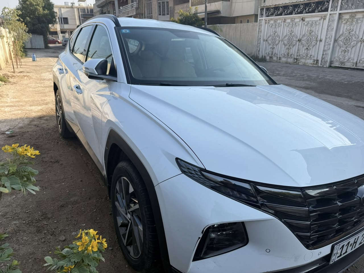 سيارة توسان 2023  سونار موجود مكانها حي القاهرة 
ماشيه جوة 60 الف 
السعر 218 ورقه 
موضحة بالصور للاستفسار ***********
