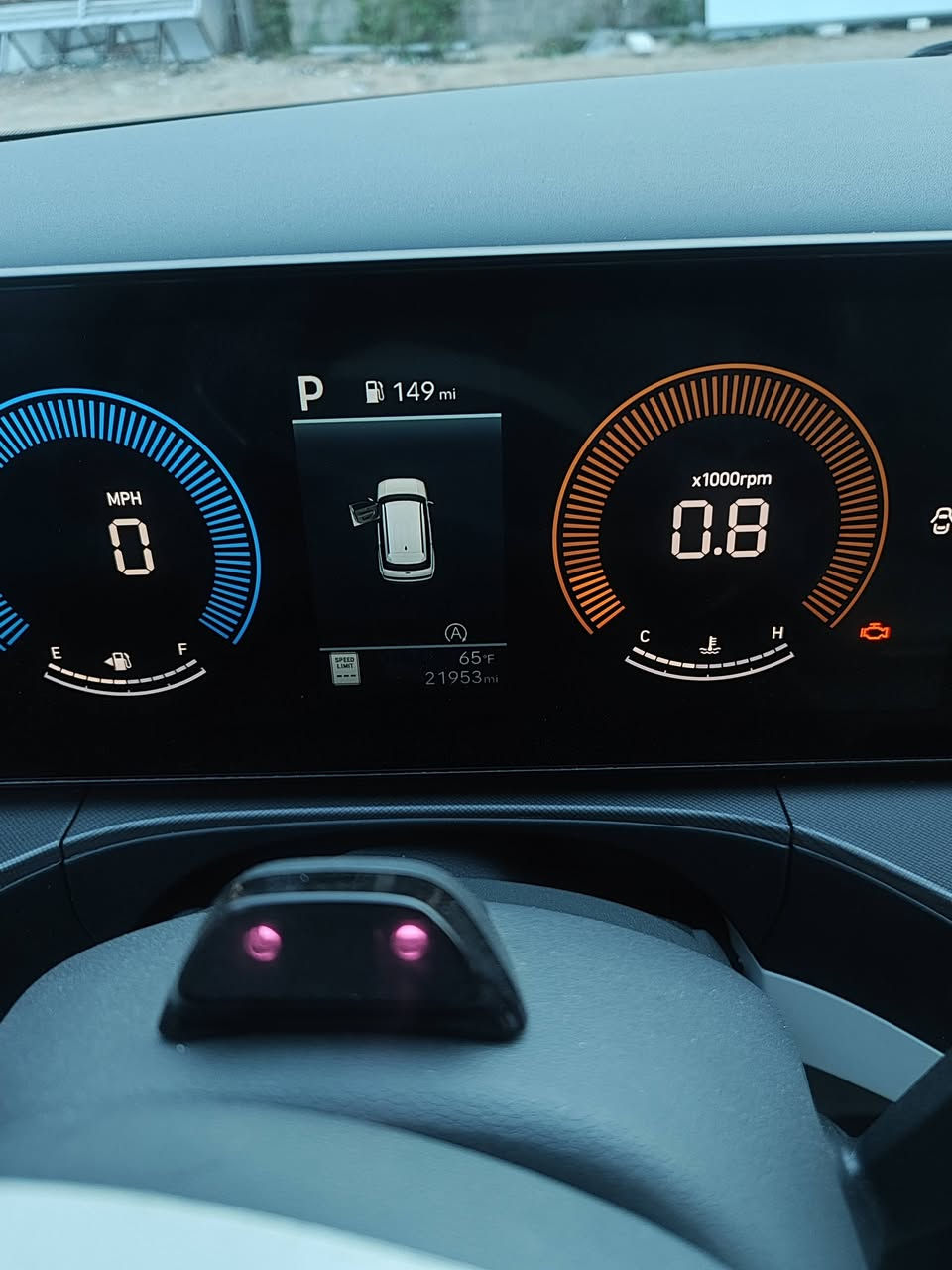 🚗 هيونداي سنتافي وارد امريكي 
📌 الموديل: 2025
📌 الفئة: S
📌 المحرك: 2.5 لتر – 4 سلندر
📌 القير: أوتوماتيك
📌 الدفع: أمامي
📌 الوقود: بنزين
🛋️ المواصفات:
شاشة وسطية كبيرة
نظام Apple CarPlay / Android Auto
كاميرا خلفية
حساسات خلفية
مثبت سرعة
تشغيل بمفتاح
مكيف قوي
مقاعد قماش
تحكم بالمقود
أنظمة أمان (ABS – مانع انزلاق)
✅ الحالة:
السيارة نظيفة
ماشية استخدام شخصي
بدون مشاكل ميكانيك
فحص جاهز لأي مشتري
السعر علق واجيلك خاص
رقم الهاتف ***********
