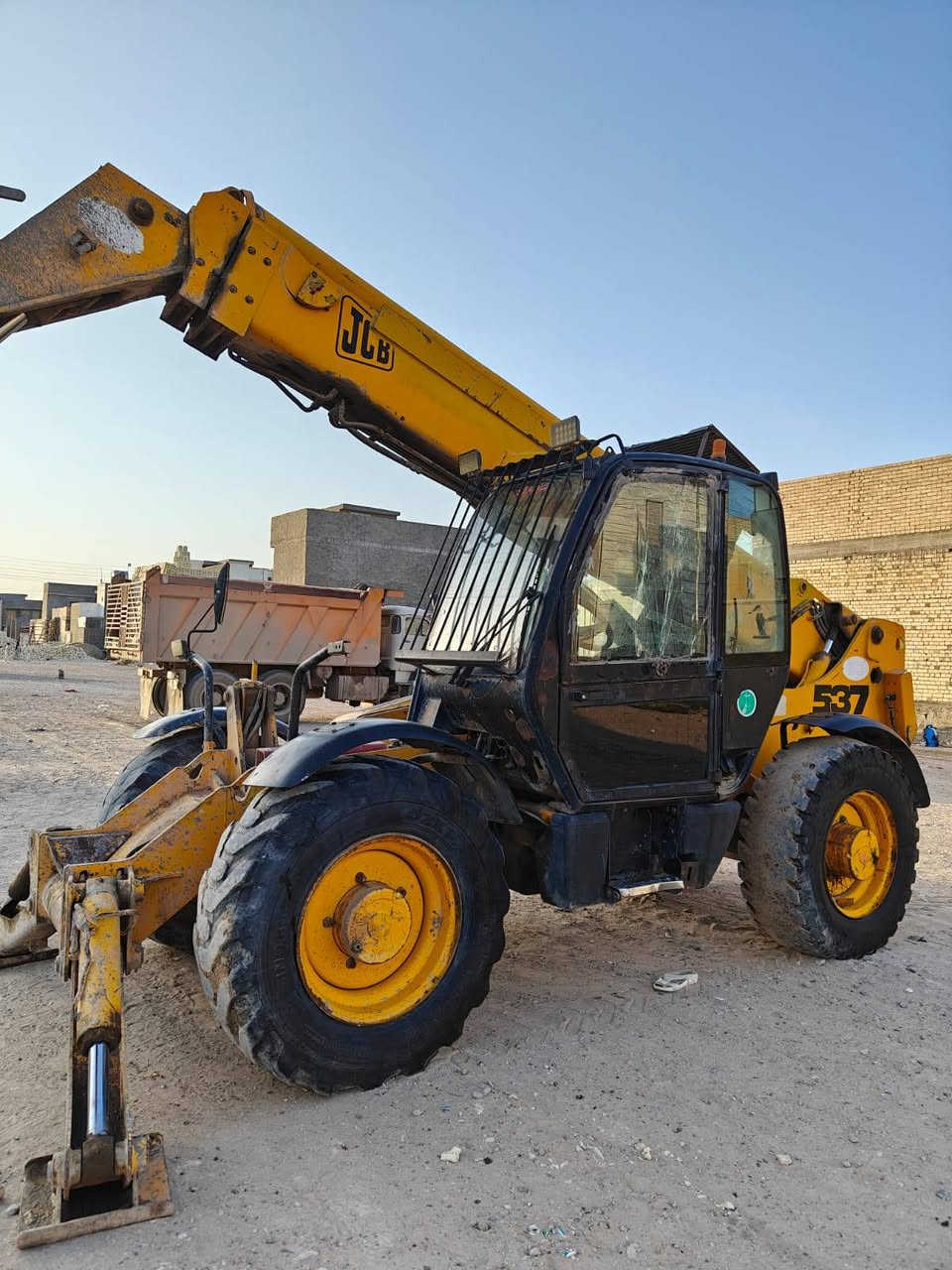 شفل جي سي بي سلايد2003
رقم بغداد 
13ونص
للاستفسار :***********
