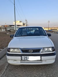 فيكترا • ١٩٩٥ • مكينة ٢.٠