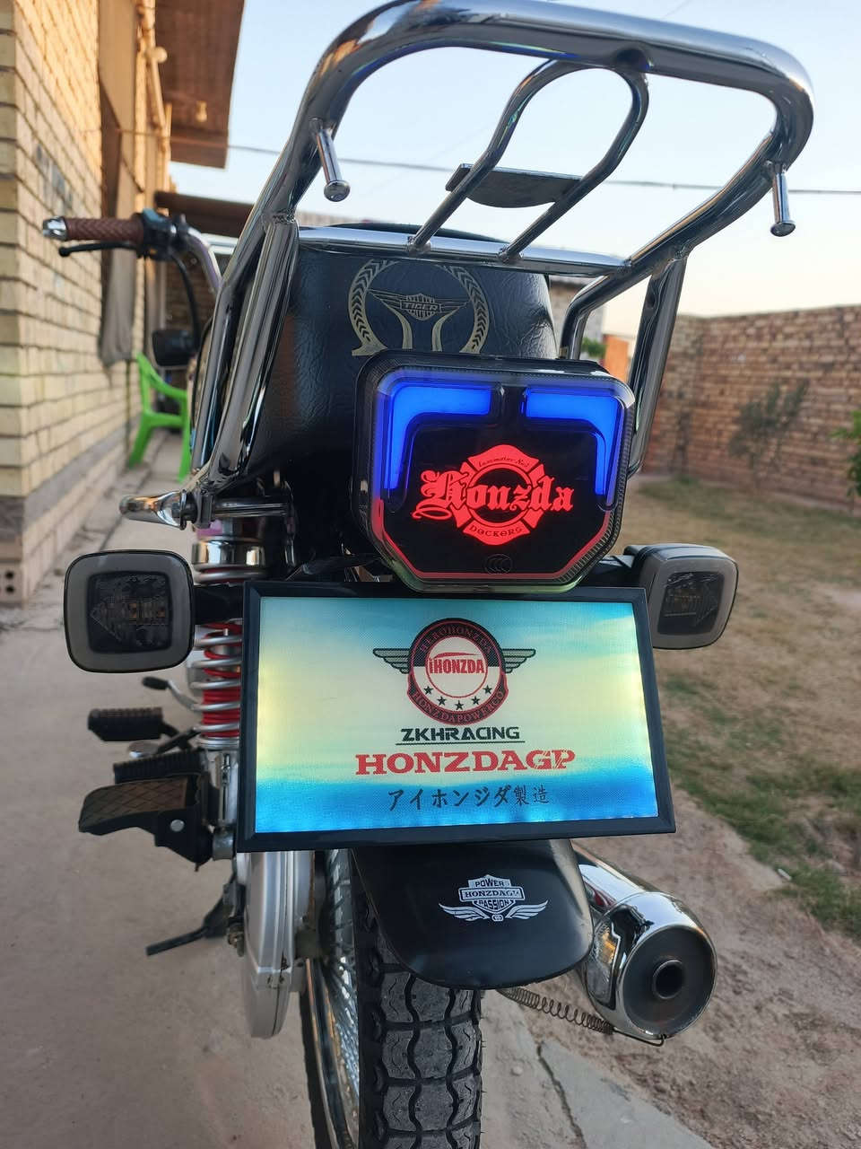 للبيع تايكر 2025 اوراق كفاله عامه.
كرهبايات كله شغاله ((دراجه لو ربع ما ذب عليه))
السعر// 725 مجال حك الجيه.
المكان// القاسم ع ناحيت الطليعه 👉🏼 
الشراي يتصل//***********📞☎️
