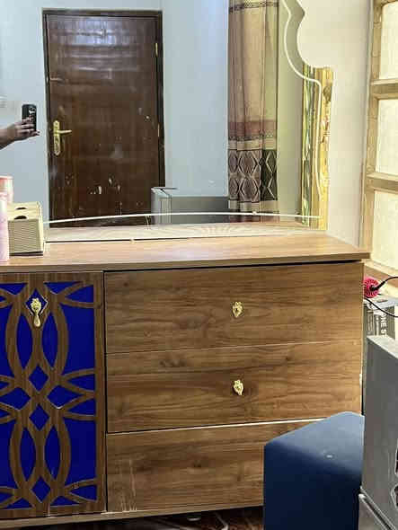 غرفه تركي مستعمله 
كنتوره طفل ٨ قطع 
السعرقفل غرفه تركيه للبيع بالدجيل
  السعر 7 00 وبي مجا)(***********)
