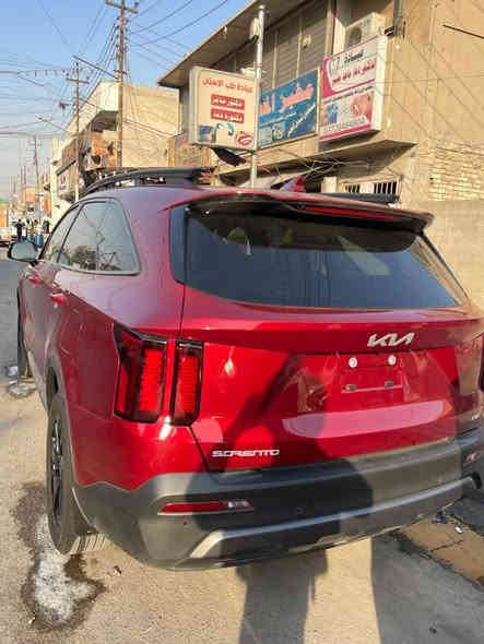 السلام عليكم شباب سورنتو وارد امريكي 2023 فول مواصفات واحد على واحد  محرك 2500 حادثهة موجود بل منشور 
العنوان بغداد مدينه  الصدر 
***********
مرقم كامل بغداد باسمي 
السعر 245 وبيهة مجال بصيط
