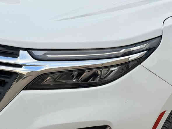 السلام عليكم 
اكيونكس 2022 للبيع 
وارد امريكي 
حادث جاملغ خلفي يمين وقبق جنطة 
بدون ايرباك
محرك 1500 
فور ويل 
بدون ايرباك السيارة 
بصمة تشغيل وأبواب 
هاند بريك كهرباء
كشن كهرباء
تحكمات 
شاشة جبيرة
رادار امامي 
تحديد مسار 
نقطة عمياء
حساس امامي
حساس خلفي 
لايتات زنون 
ويل 17 
السيارة ماشية 57mi
السعر 16800$
مكان السيارة البنوك 
*********** بغداد
