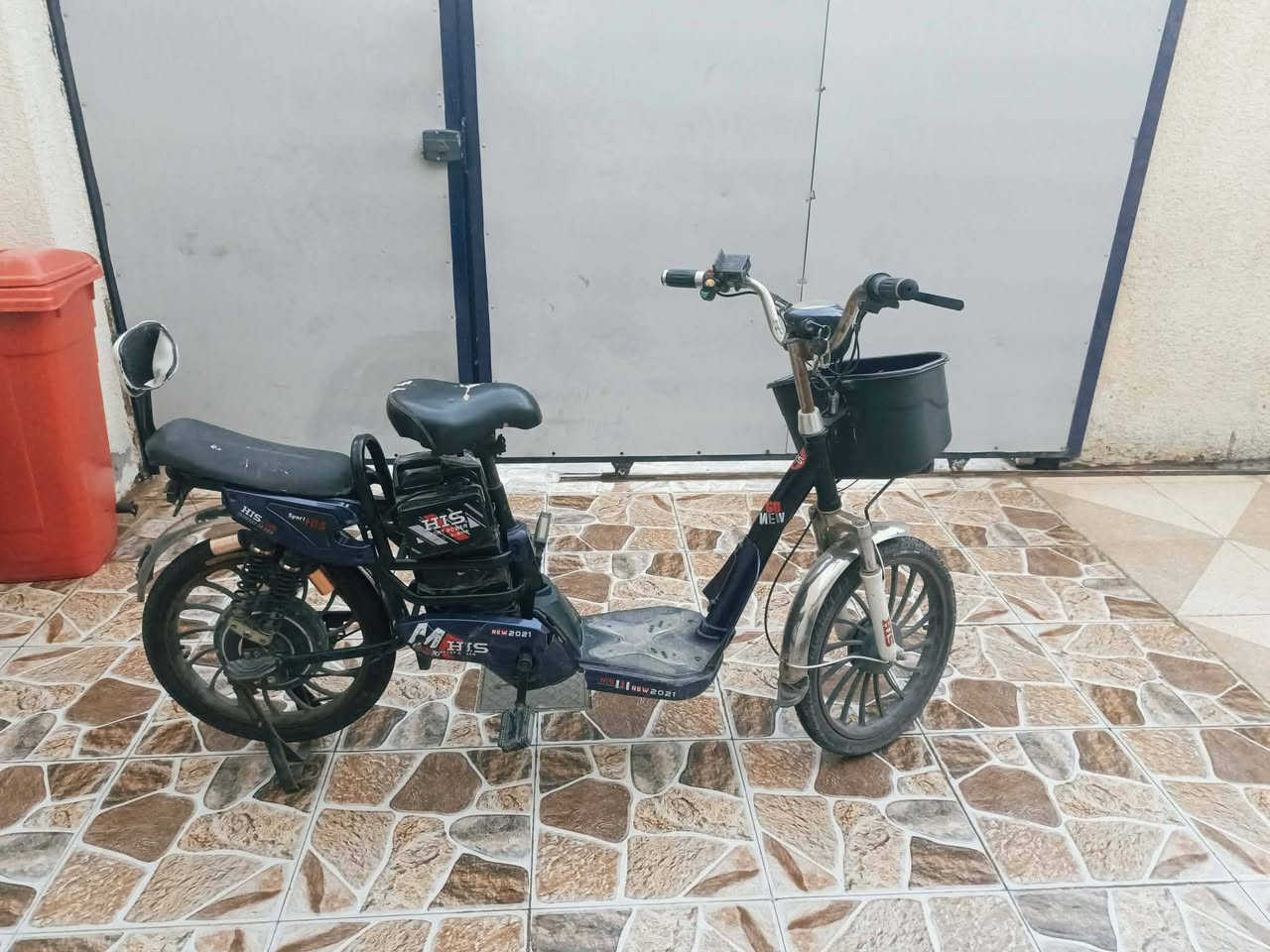 بايسكل شحن HIS اربع بطاريات في حاله جيده
كهربائياته شغاله ناقصه ملف فقط

السعر ٧٥ وبي مجال

للتواصل ***********
