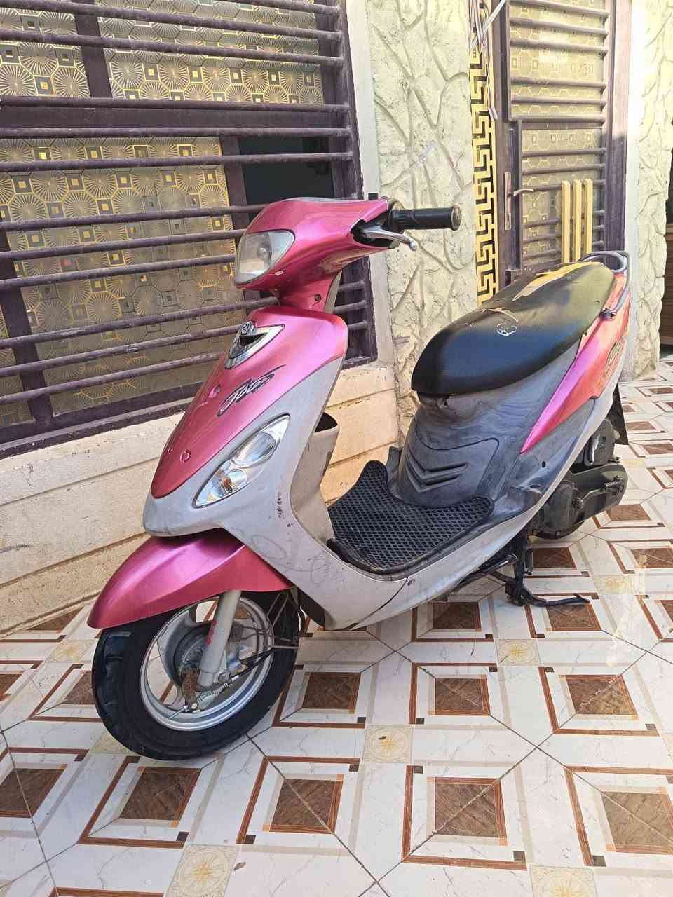 السلام عليكم دراجه للبيع ماكس منغولي لون كرزي دراجه نضافتهه شوفت عينك ما مفتوحه كفاله عامه دراجه خير من الله شلعه ومعدل اشك الكاع مكاني ديوانيه مركز السعر خاص مو شراي لا تعبني.....ملاحضه السعر ما انطي بل عام رجائن


**إذا كنت صاحب هذا الإعلان وتريد حذفه لأي سبب، رجاءا أرسل رسالة إلى الدعم الفني**