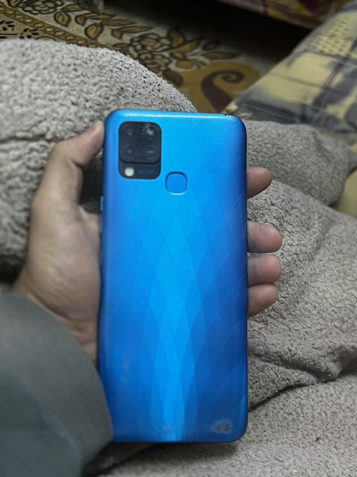 السلام عليكم شباب 
 
جهاز  lnflnix HOT 10T

جهاز نضيف كلش صوت عالي

مكان بغداد سبع قصور  سعر 150 وبيه مجال 

***********
