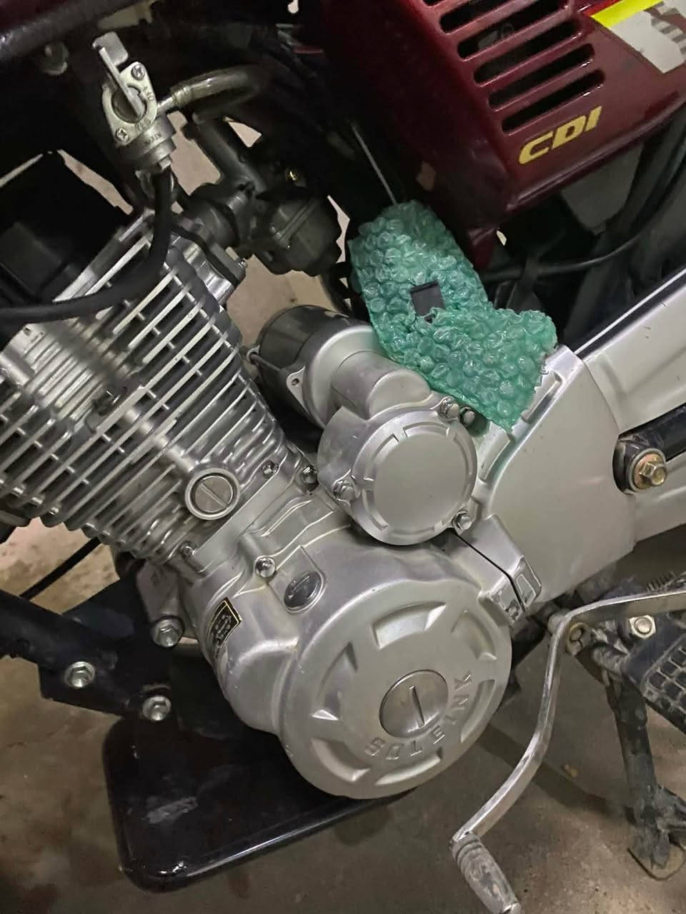 سولينك￼ موديل 24 نظافة 100% مطور كبس ما مفتوح كل شي شغال واير مني كامل كامل شقة سلف شقة نظافة 100% العنوان ما مزاوي أربيل انتصار على هذا الرقم*********** Singapore
