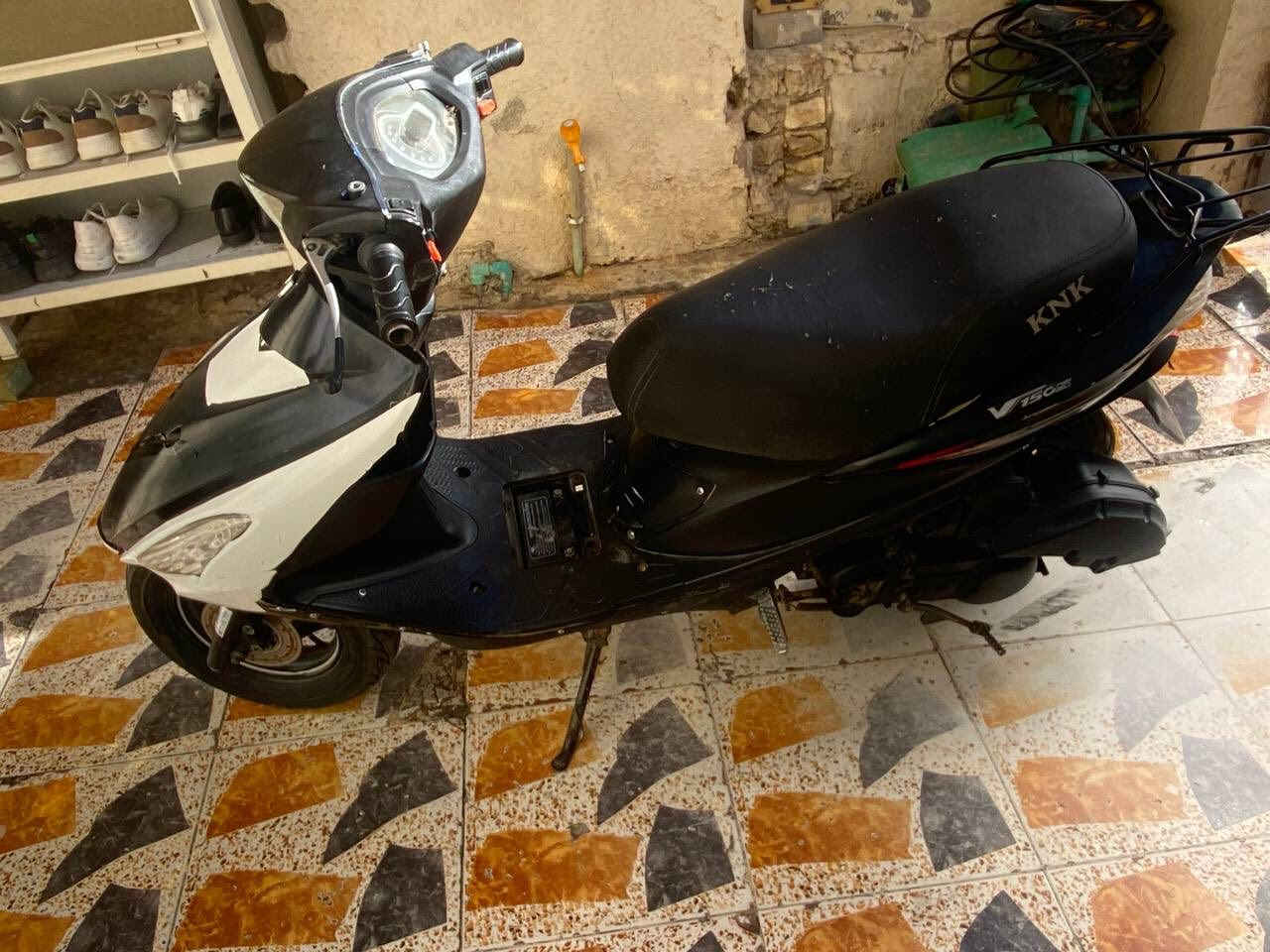 السلام عليكم ادرس للبيع تجفيت جديد شغاله سلف كهربائياته كله شغاله تايرات نضيفات سعر 170وبيها مجال للتواصل خاص او واتساب ***********
