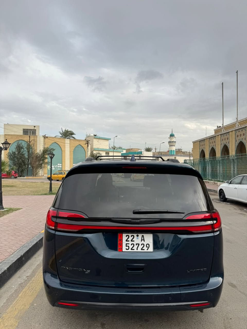 السلام عليكم باسفيكا موديل 25 لمتد اس فول ١/١ بنوراما مري شفط ويل ٢٠ مكان سبير خلفي شحن واير ليس كشنات حار بارد فرس متصل سيارة جاهزة من كلشي 
رقم اربيل احمر 
سعرها 23800$

***********
     علي
