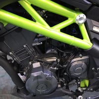 بنلي 302S • موتوسيكل