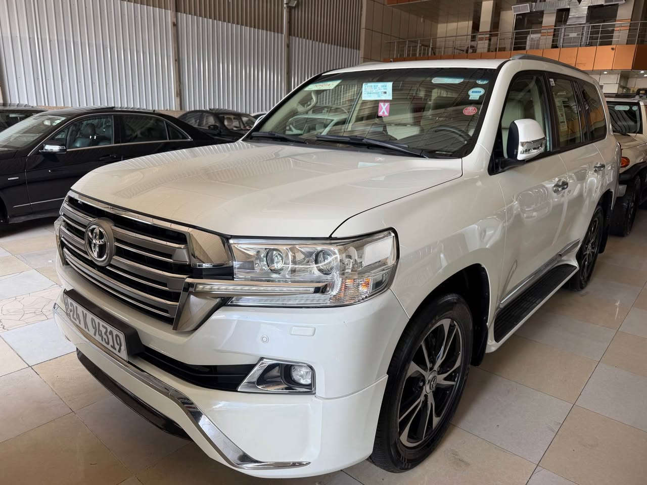 لەند گروزەر مۆدێل 2018 شەریکە جیهان مواسەفات GXR V8 4.7 ful دوو کوشین کارەبا هەشت ئەرباگ   دەحامی لەبۆ دەحامی بەشەرت گێرومەکینە بەشەرت کم 98000 بلادی أربيل, العراق


**إذا كنت صاحب هذا الإعلان وتريد حذفه لأي سبب، رجاءا أرسل رسالة إلى الدعم الفني**