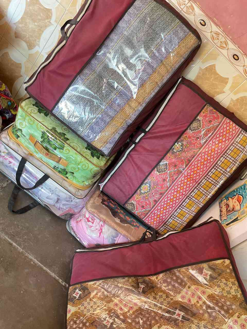 اغراض بيت جديده بطانيات الوحده ب30
نزلات جربايه نفرين الوحده ب15 
بردات فصال ب45
كوشات+ 8 مخدات 30


**إذا كنت صاحب هذا الإعلان وتريد حذفه لأي سبب، رجاءا أرسل رسالة إلى الدعم الفني**