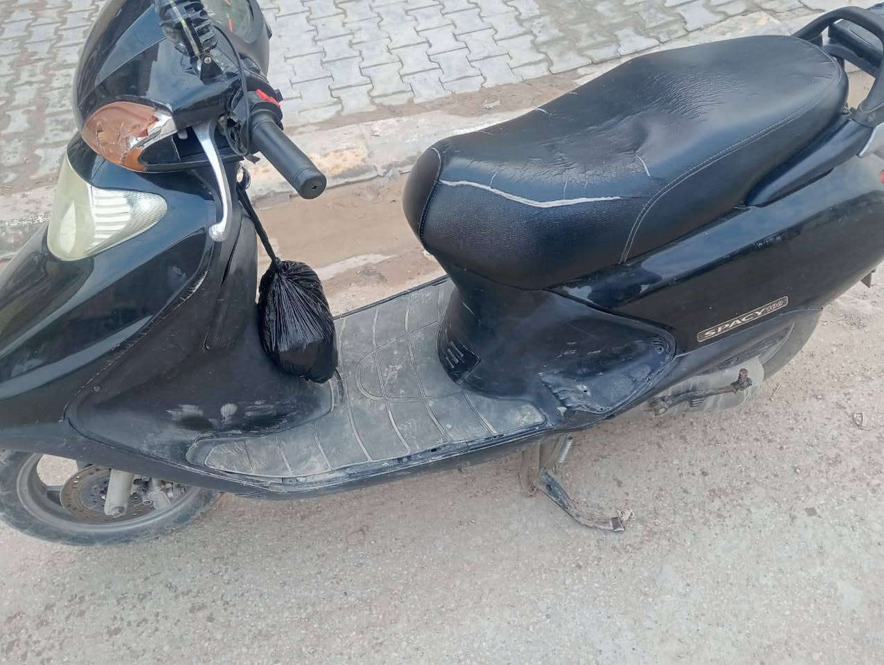سلام عليكم دراجه ياباني مفتوح  سعر 450الف 
تصال***********
