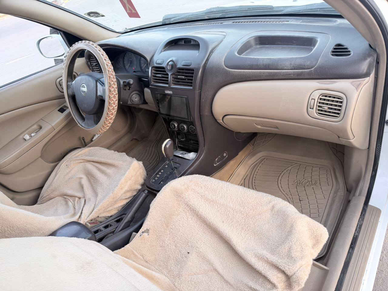 نيسان سني موديل ٢٠١٢ رقم ذي قار حره سنويه بسمي بسمي مكفوله من الضربه والتبديل والفتح بيه رشات صبغ بصيطه جدا تجميل وكتاب الفحص مرفق بلمنشور مكينه كير كفاله حداديه حلوه تخم تاير جديد كهربائيات كله شغاله السعر ٨٥ وبيه مجال للشراي مكان السياره الناصرية الشطره ***********
