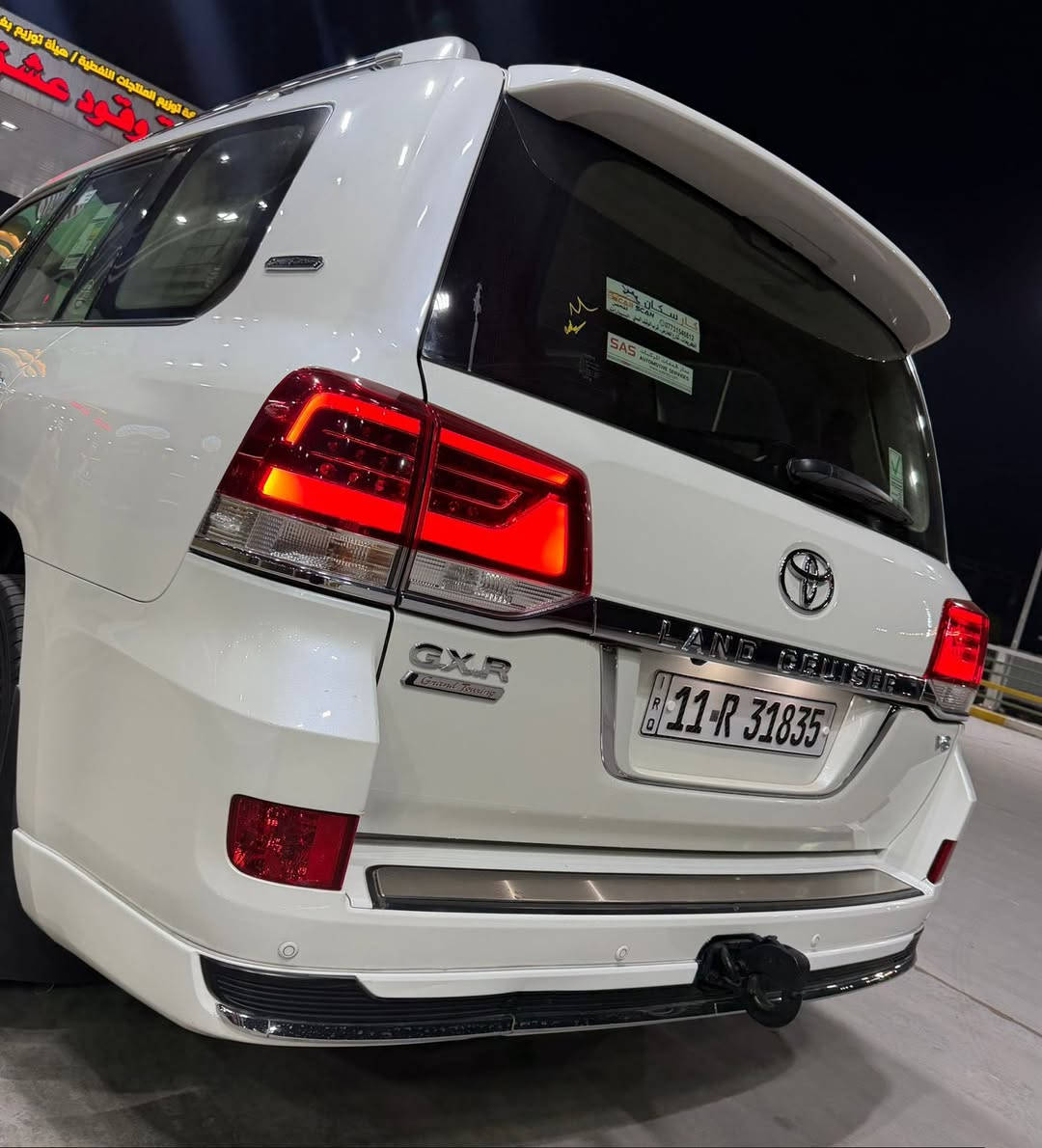 لاندكروز بحريني 2021 داخل قرميدي سياره جديده ماشيه 75 تخم تاير جديد كير محرك مكفولات سياره جاهزه من كلش 3 شاشات سنويه بأسمي .. عنوان سياره بغداد الاعضميه 
محرك 6 سلندر ...
السعر ..555.. بيع فقط
***********
