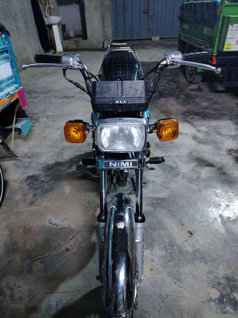 السلام عليكم من رخصة الأدمن دراجة نامه 25 نظيفة مكفوله السعر 600 العنوان بابل قضاء المسيب ***********
موجود واتساب 
غير متواجد ع الفيس
