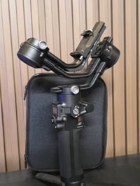 Dji rsc2 يتحمل 3 كيلو  اخت جديد و كامل غراض  سعر نهايي 300 الف   توصيل...