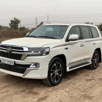 للبيع لاند كروز مديل 2012محدثة 2021داخل وخارج بل كامل تحديث اصلي ابو ا...