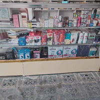 للبيع الأولى 2 متر والثانية 2.5 متر سعر الوحدة 100 التواصل 07777535498...