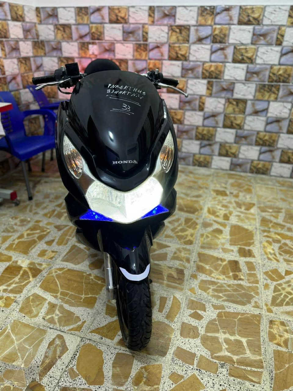 دراجه pcxجيل الاول  الدراجه  ياباني كفرات ابلاديهه رمبه موديل 2016,,,,,,,,,,,,
حساس ازدحام,,,,,,,,,,,,,,,,,, 
دراجه كامله أستان كهربائي   لا تبخير. ولاتنقيص الدراجه مكينه لوك شلعه معدل خير من الله  احلا من الصور مال جناي المكان بغداد الكرخ  دراجة مكفوله اي نقص مابيه السعر( مليون 350)
وبيه مجال الاتصال *********** بغداد, العراق
