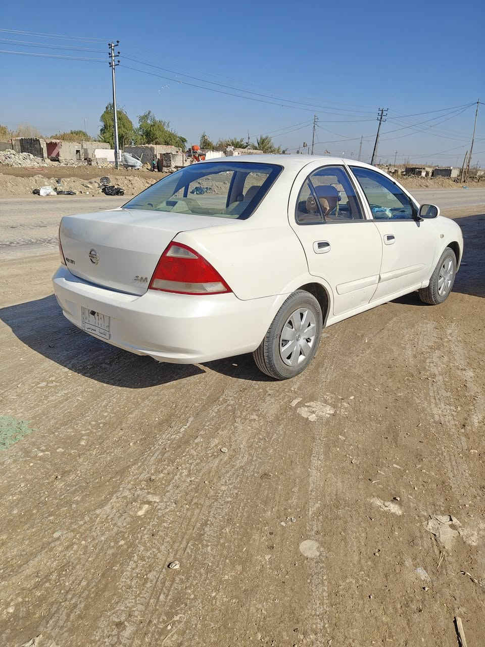 السلام عليكم  
نسيان سني للبيع  موديل   2008
قبع اسود 
سياره نظيفه  على ايدي. 
1/حداديه جديده
2/ شاشه جديد 
3/ ريموت اقفال 
4/ اربع تارات جديد 
5/ الدهن استعمل هولندي درجه اولى من اربع سنوات
______
رموت....  سويج واحد 
🚩 ضرر بيها بابين سايق 
السعر 90
بيها مجال. 
***********
