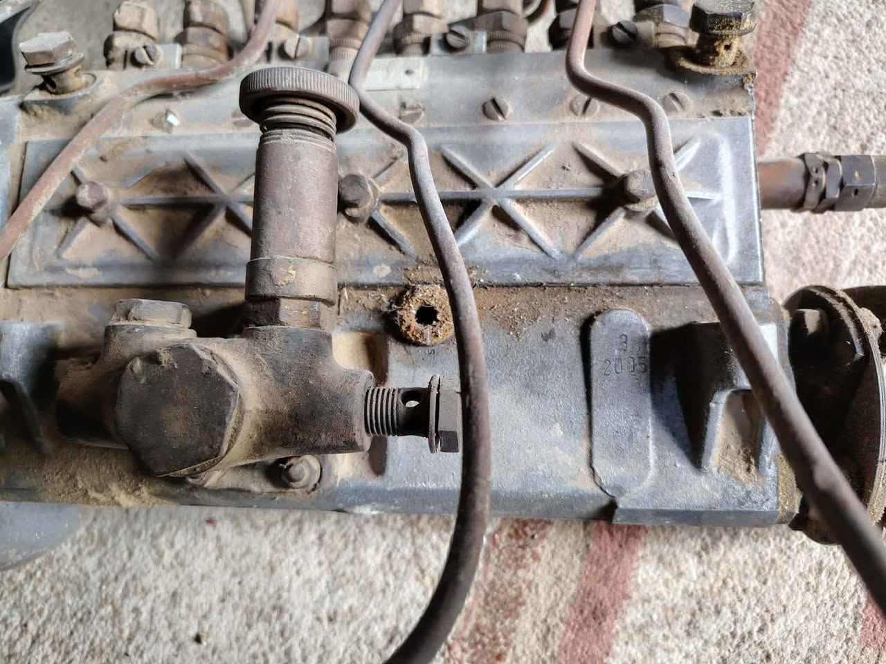 غراض للبيع بم شغال هوه وبواريه جاهز تاروسه شغاله براد دهن مروحه قباقه ابيع شلع
***********
