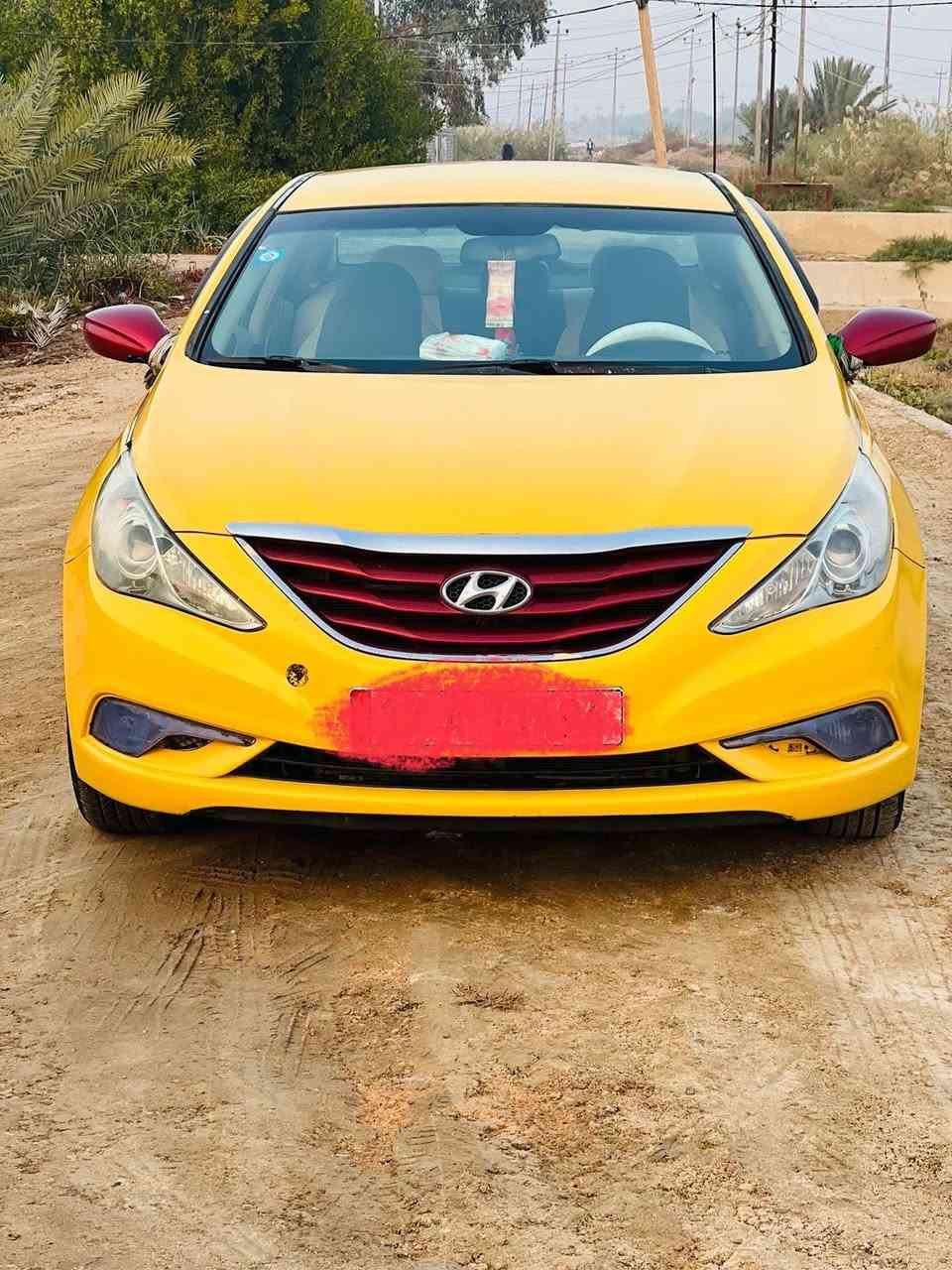 سوناتا امريكي ٢٠١٣ مكينه مكفوله حداديه جديد تخم تاير مرقمه مثنى إنكليزي باسمي خطه بغداد حمزه 
بيه جاملق الخلفيه داير فقط ليبل واحد السعر100وبيه مجال مكلف بل نشر للتصال ***********
