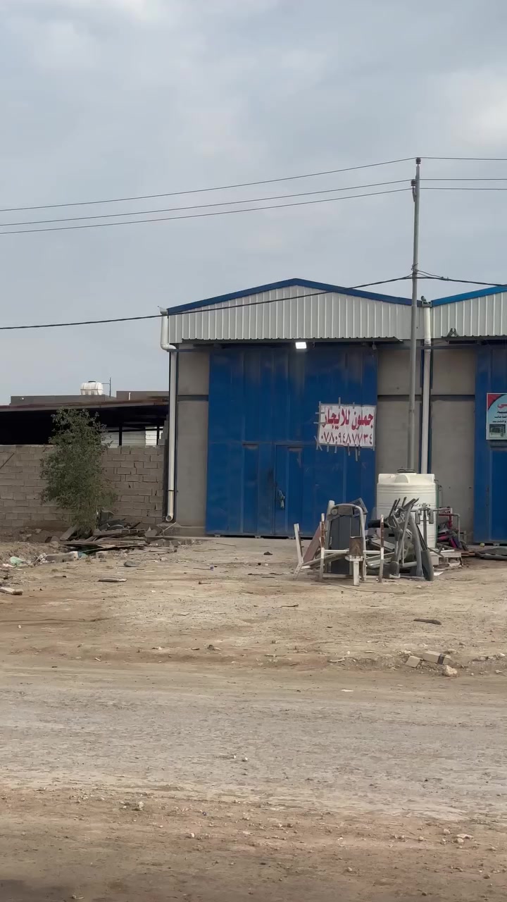 جملون للأيجار / العنوان التقية الثالثة مقابيل بانزيخانة عبد الأمير عبيس / للأستفسار الأتصال على ***********
