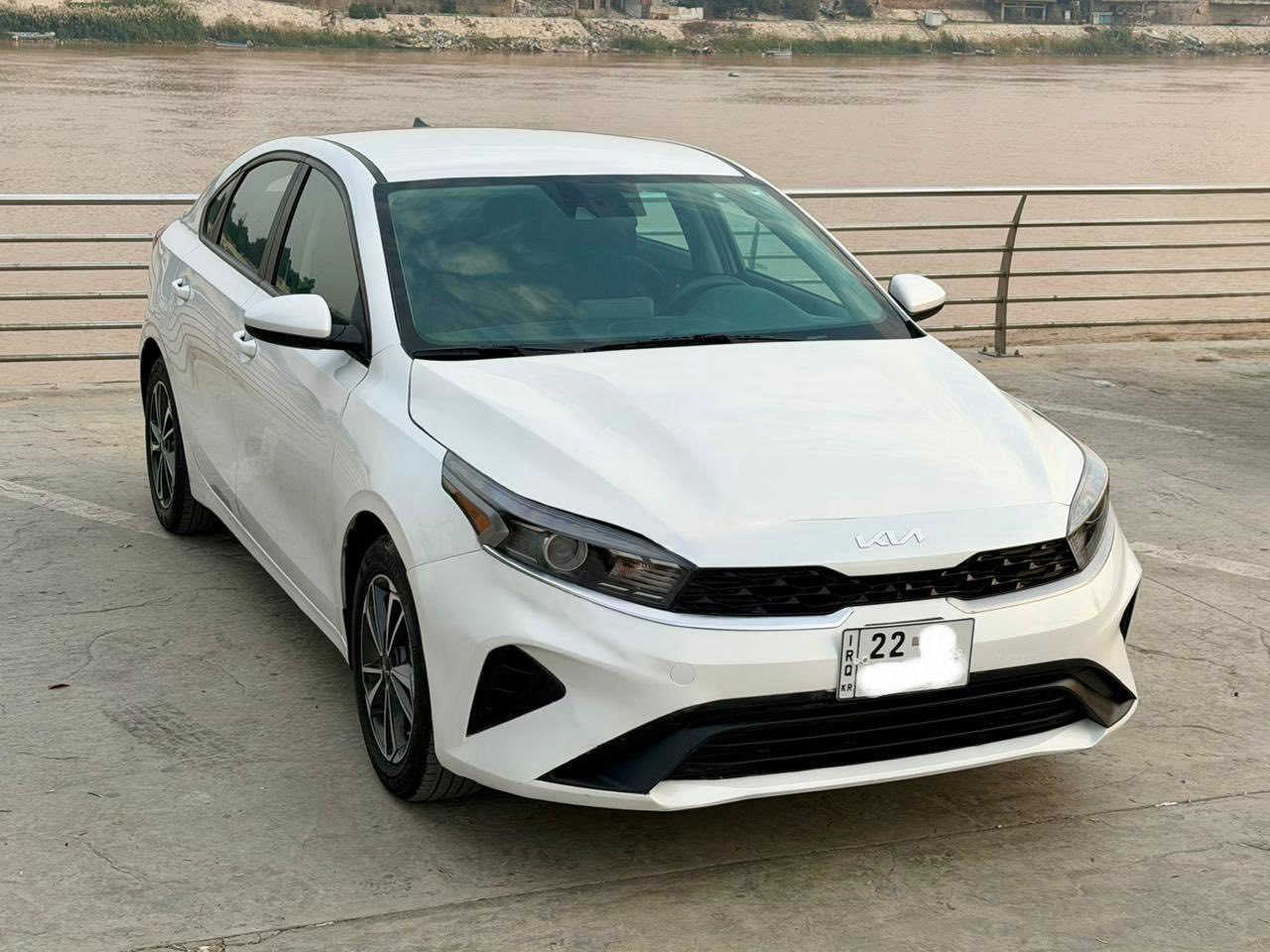 السلام عليكم للبيع فقط بدون مراوس
كيا فورتي  موديل 2024
دخول جديد ورقم اربيل جديد وهزه جديده تحويل لو وكاله مضمون
* ماشيه (25) الف جديده السياره 
• المحرك: 2000 دوش
 . لد امامي ابيض
 • شاشه تدعم الكاربلي + كاميرا خلفية
 • رادار أمامي
 • 3 أنظمة قيادة
 • تحكمات ستيرن+ نظام تحديد المسار
 • السيارة نظيفة جداً وجديدة بمعنى الكلمة بدون اي نقص
حادث بابين صبغ بدون ايرباك حادث سطحي وبدون اي نقص بجم كبس خلف كبس
العنوان / بغداد العطيفيه
السعر 164 وبيهة مجال بسيط
للأستفسار 📞
***********
