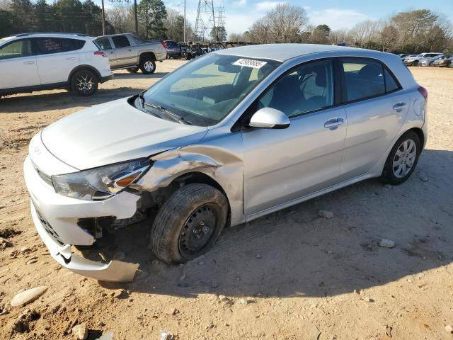 للبيع كيا ريو جنطة 2023  مرقم كامل

نظام قيادة سبورت SPORT وعادي

مانع انزلاق

كير CVT 

تحكم ستيرن جهتين

بلوتوث + مدخل USB

شاشة كار بلي بلادي

كامره خلفيه

حادثها جاملغ امامي مابيها دواخل صوره الحادث موجوده بلصور  
ماشيه ٧٥ الف ميل  

موصل  

للاستفسار ‭٠٧٨٨ ٤٢٠ ٧٢٩٧
