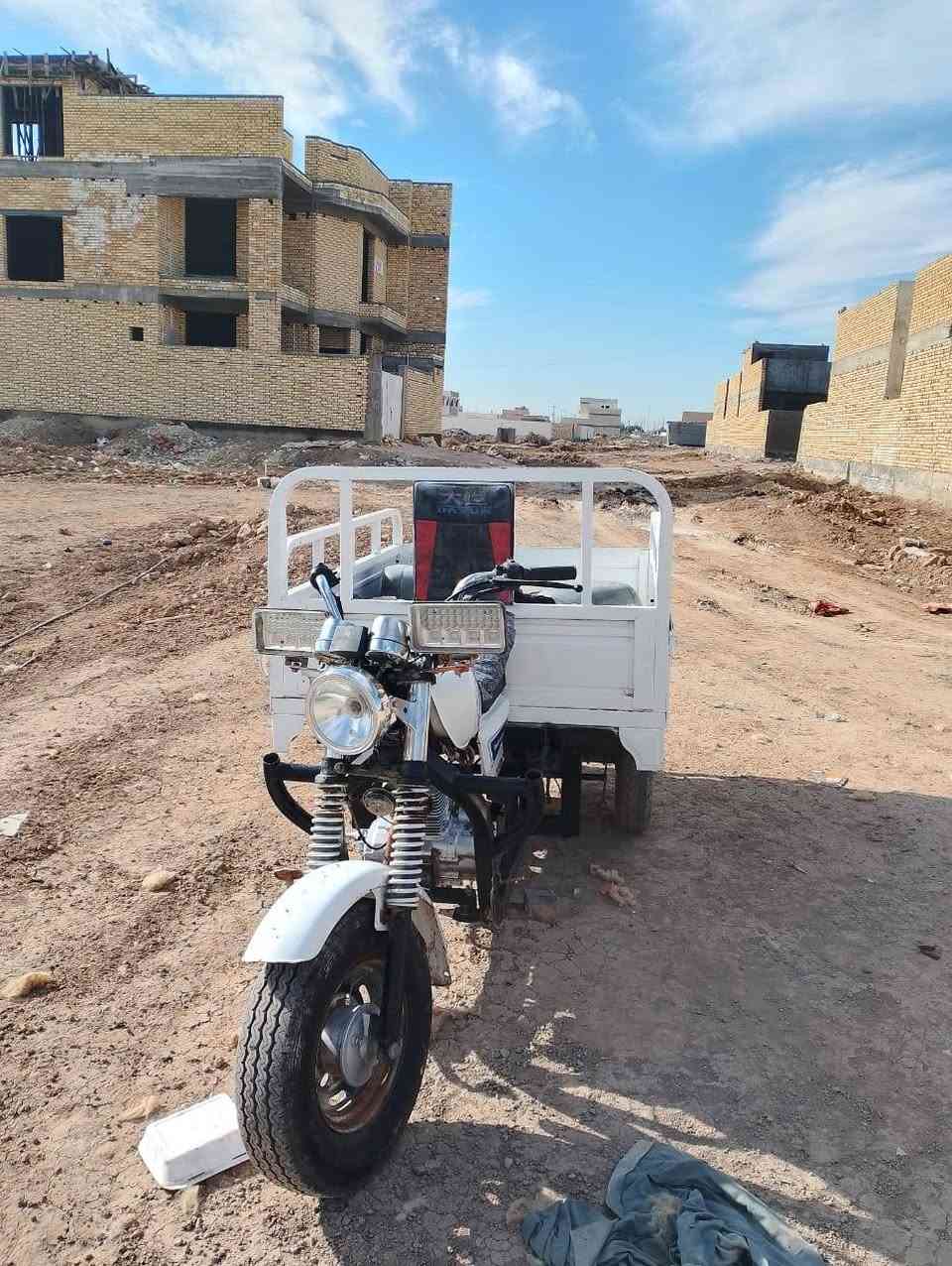 السلام عليكم 
ستوته كلك موديل 20
 بمليون وبيها مجال 
مكان ناصريه مركز
 ***********
