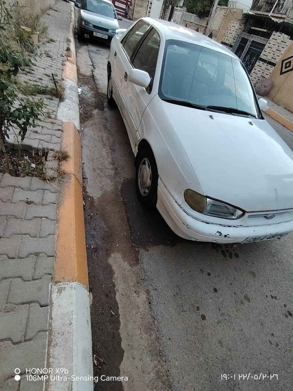 سلام عليكم
النتره 1994
كير مكينه مكفوله
صدر امامي خلفي
كهربائيات شغاله
فرممات بلاديه بدون لحيم
تخم تاير وباتري جديد
تبريد ثلج
سنويه 28 رقم نكليزي ديالئ
  عنوان ديالئ بعقوبه التحرير
سعر 30 وبيهه مجال بصيط
***********
