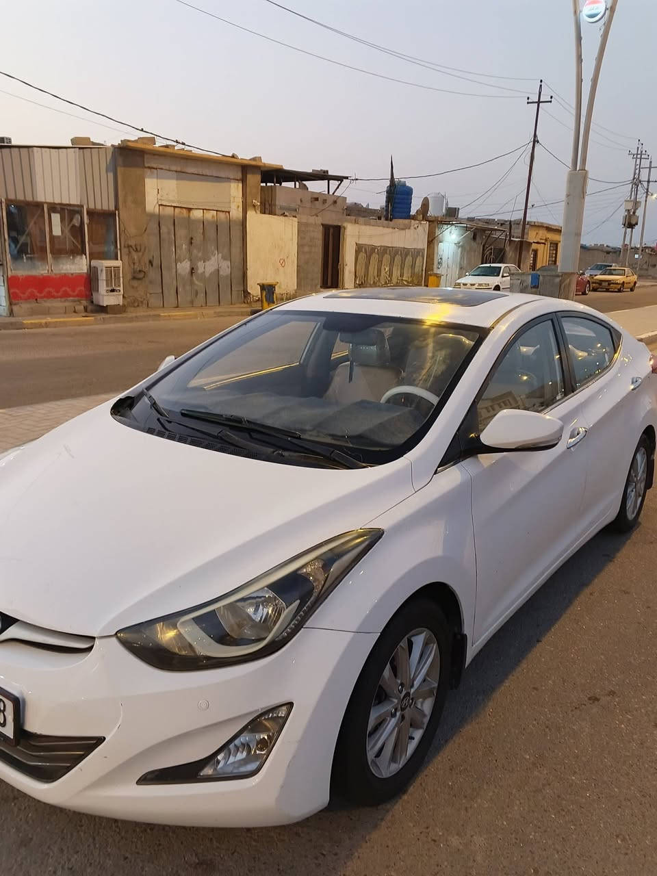 السلام عليكم ..
النترا 2016 خليجي محرك 1800 دواخل بيجي بأسمي السنويه تنتهي 29 السعر 120 وهذا رقمي *********** مكاني البصره ..
