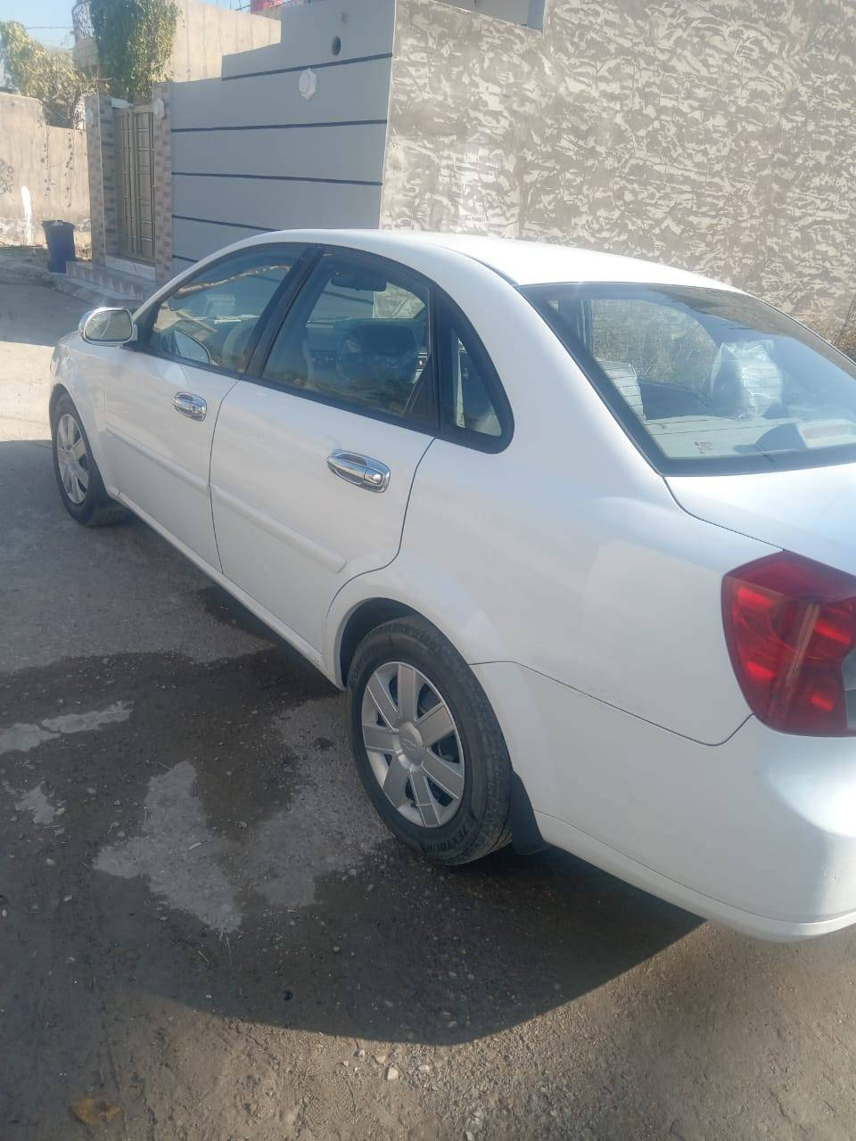 سلام عليكم سياره لبيع رقم 
*********** مكان العباره يم خرنابات سعر ٨٨ موديل ٢٠١١اي استفسار اتصل ع رقم شكرن
