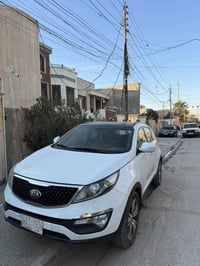 سبورتج 2015 خليجي للبيع  محرك 2000  ماشية 173 الف كفالة محرك وكير بلاد...