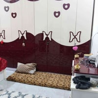 غرفه ٩قطع • نضيفه • بلا اضرار