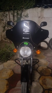 بوكسر للبيع مودل 23  مرقمة بغداد باااسمي  مكفولة تجي تفحص يلا تاخذ   ق...