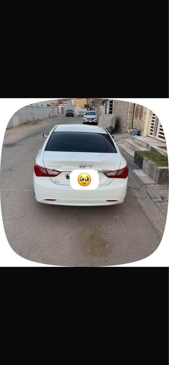 سلام عليكم سوناتا مديل 2010 شكل ال11 
مكينه 2000 دوش جاهزة من كلشي 
حدادية تخم تايرات مكينه وكير كله جديد ما عايزة برغي رقم سليمانية دولي بأسمي وكاله مداور شوكت متريد حاضرات 
شاشة كامرة حساسات خلفي امامي منظومة زنون  دواخل جديدة السيارة على ايد وحدة جاهزة للاخير مكان السيارة النجف الاشرف 
*********** النجف, العراق
