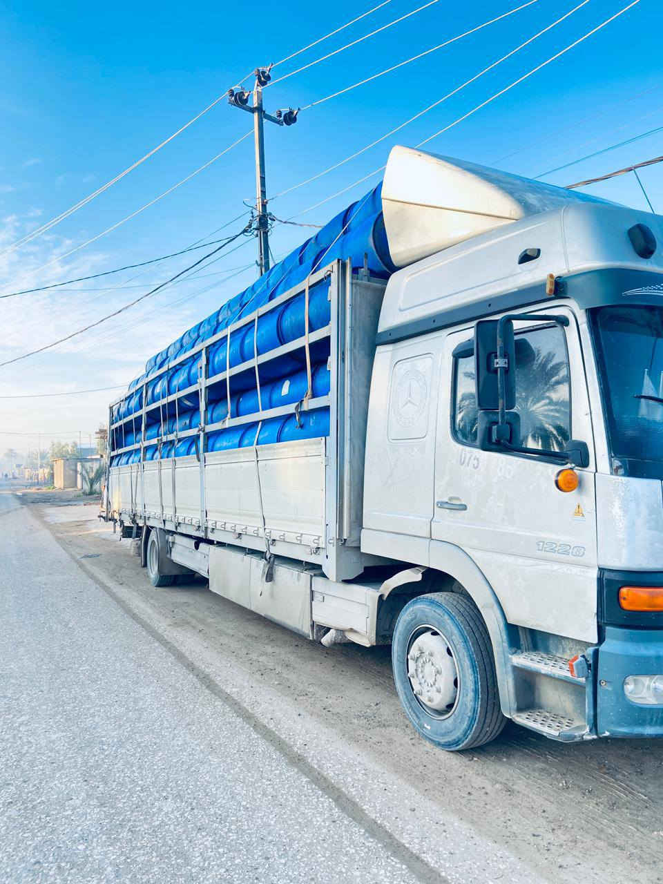 السلام عليكم براميل بلاستك كنرين
٢٢٠لتر ٢٥٠لتر مكاني بابل ***********
