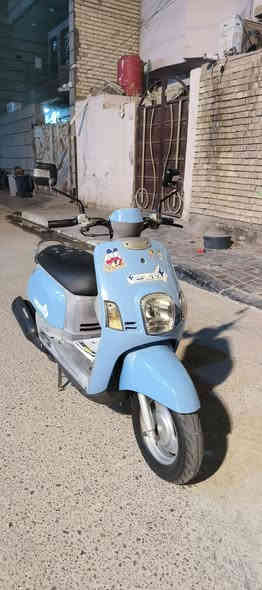 سلام عليكم بوليس للبيع لون سمائي داخل رصاصي دراجه نضيفه مابيه كل نقص فقط كابريتر تعبانه 
السعر (مليون و ١٠٠) وبيه مجال قليل متوازي عل بيعتهه ولميعجبه السعر ليعلق كلشي اكو بسوك 🤍
المكان كربلاء ***********
