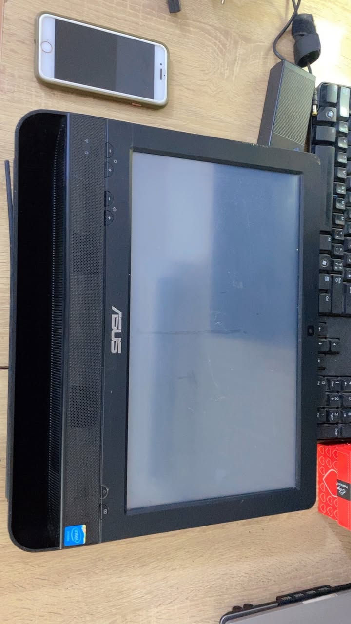 السلام عليكم طابعة وحاسبة للبيع 
سعر الطابعة 150 ألف  مشتريها ب850 
والحاسبه سعرها 60 ألف 
للتواصل واتساب على هذا الرقم 
***********

