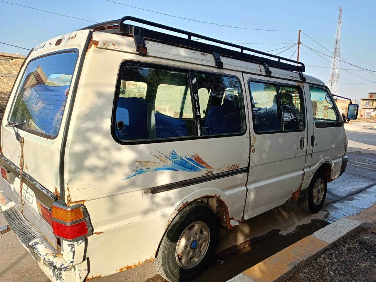 سلام عليكم سياره للبيع كامله كير  محرك  اكسل تخم تاير للاستفسار *********** اتصال
واتس اب ***********
